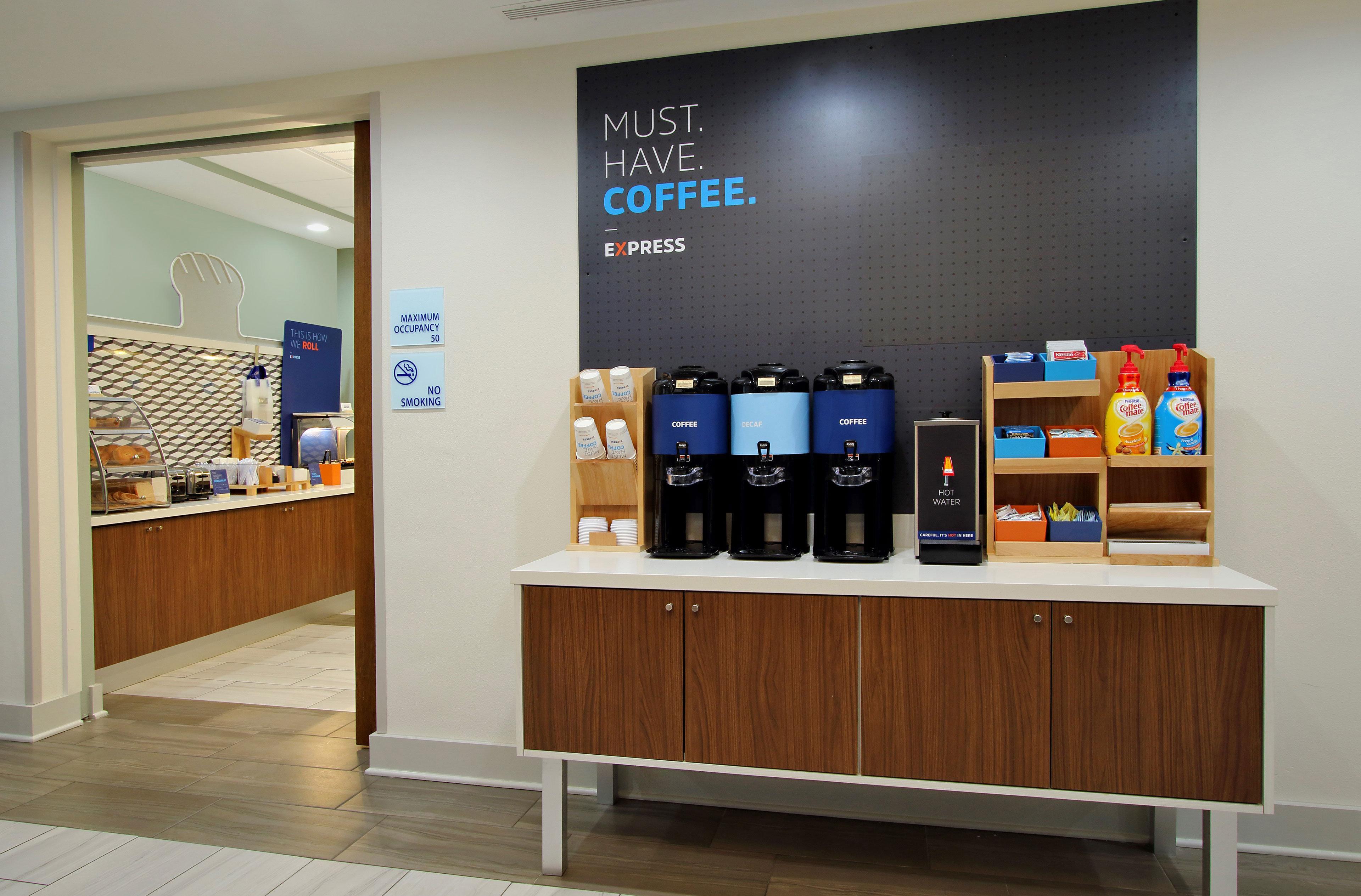 Holiday Inn Express Hotel & Suites Ames By Ihg Esterno foto