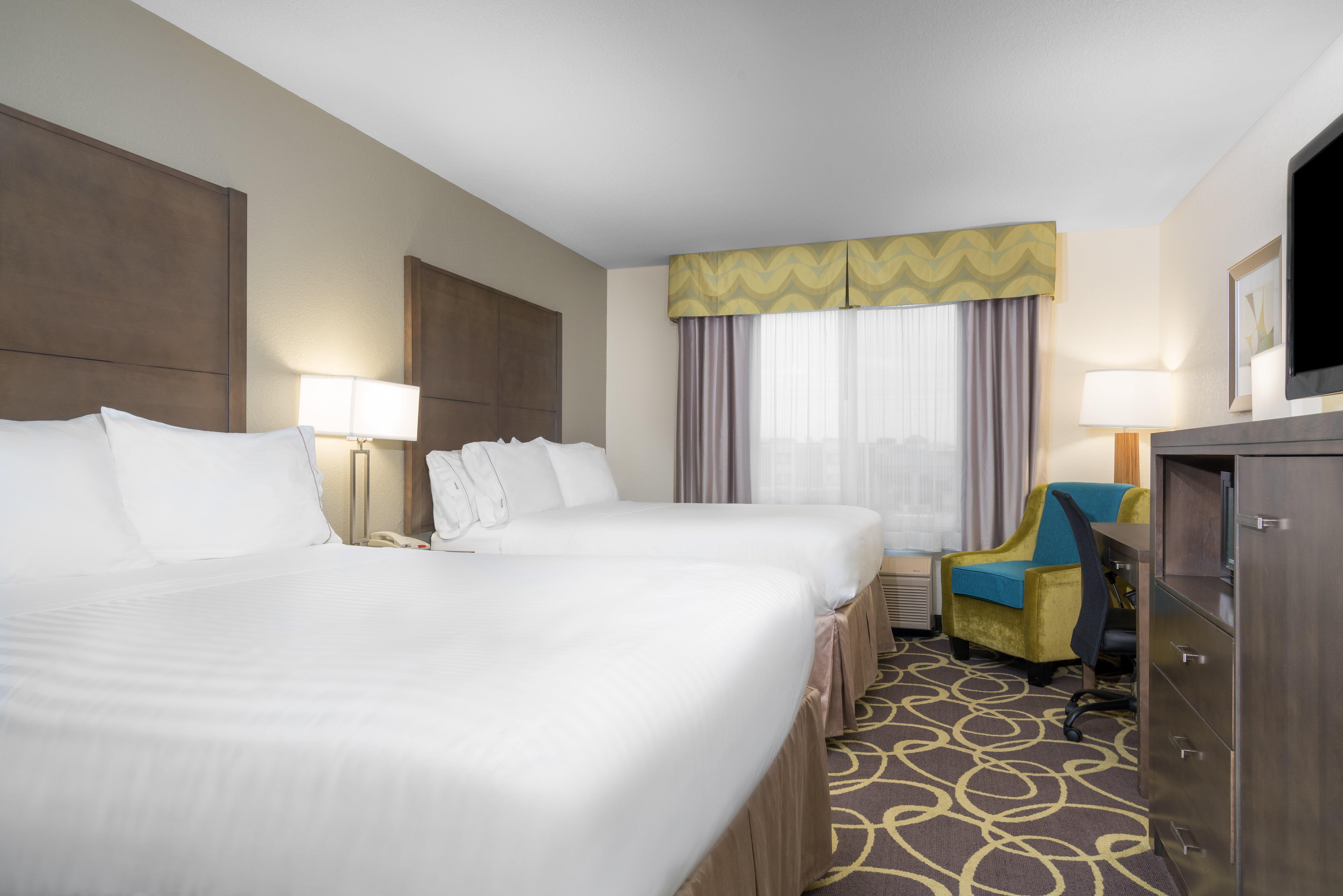 Holiday Inn Express Hotel & Suites Ames By Ihg Esterno foto