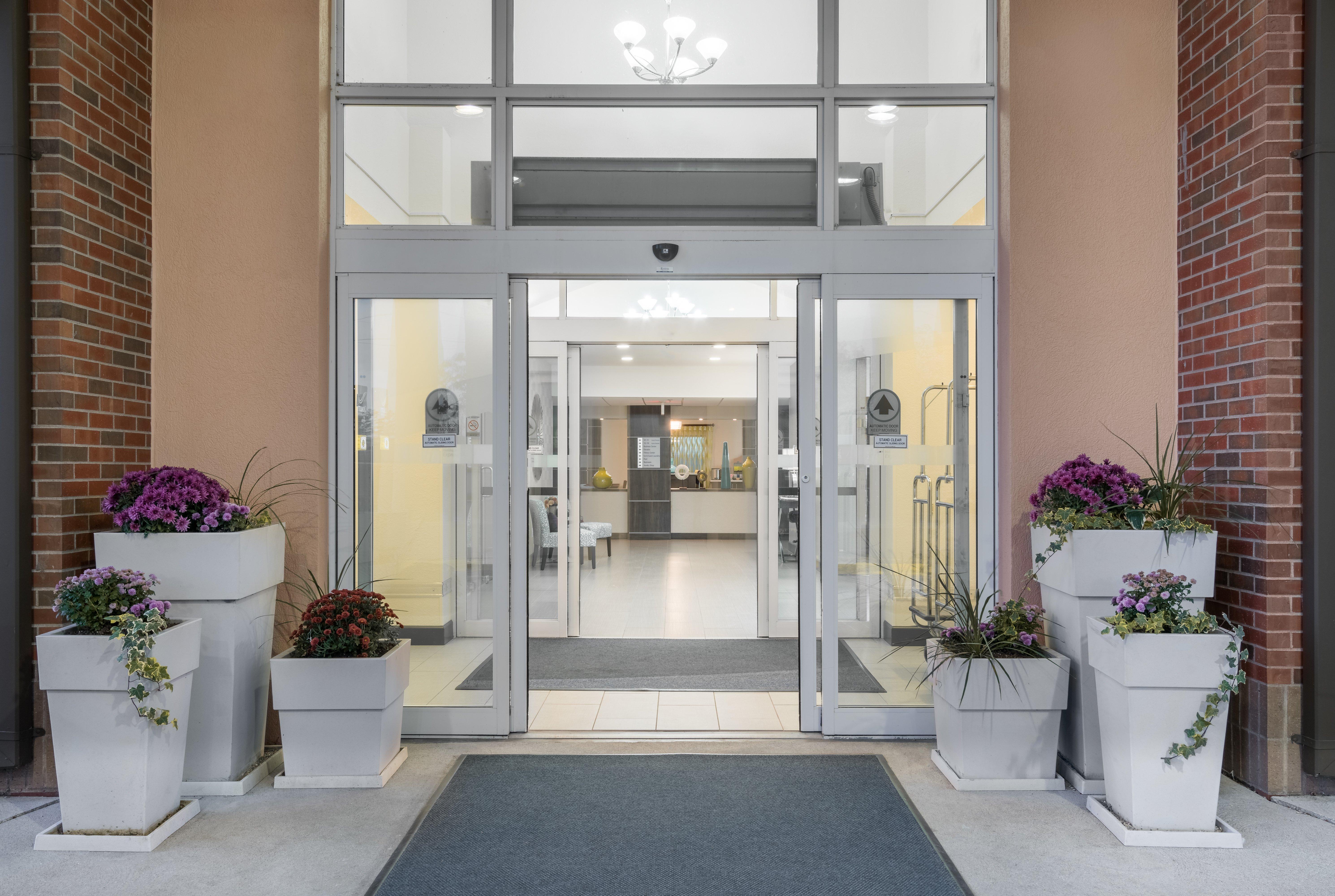 Holiday Inn Express Hotel & Suites Ames By Ihg Esterno foto